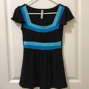 Madknits long silky top - small